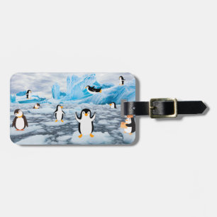 南極の氷の中の可愛いペンギン ラゲッジタグ
