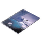 南極大陸。南極氷上脱出2 ノートブック (左側)