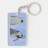 南極。コウテイペンギンと雛 キーホルダー (裏面)