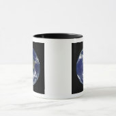 南米を中心とした完全に照らされた地球 マグカップ (中央)