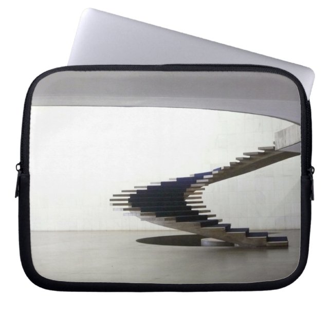 南米ブラジルブラジリア内部 ラップトップスリーブ (正面)