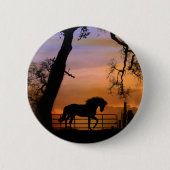 南西お洒落の日の出で馬を突く 缶バッジ (正面)