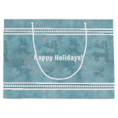 南西の冬の鹿と幾何学的な松の青 ラージペーパーバッグ (正面)