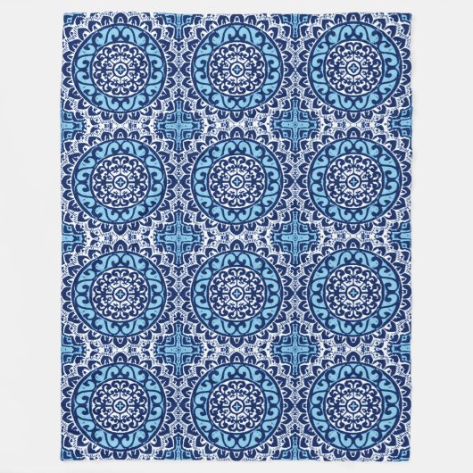 南西サンマンダラろうけつ染めネイビーブルー&ホワイト フリースブランケット (正面)