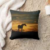 南西サンライズと馬の装飾の枕 クッション (ブランケット)