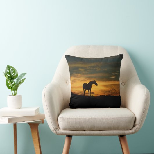 南西サンライズと馬の装飾の枕 クッション (椅子)