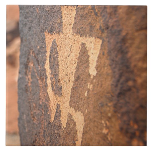 南西ペトログリフセラミックタイル タイル (正面)