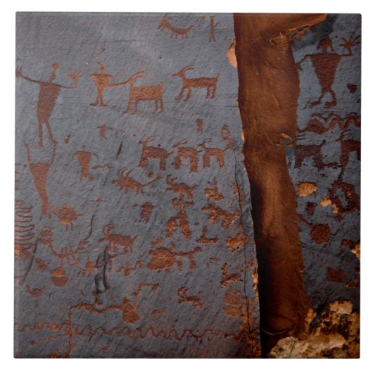 南西ユニークのペトログリフセラミックタイル タイル (正面)