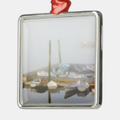 南西港のスキフスと朝霧 メタルオーナメント (左)