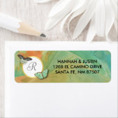 南西色の蝶とモノグラム ラベル (インサイチュ)