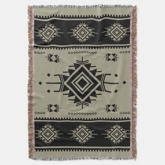 南西部の部族の幾何学的な織り絨毯 – Boho Hom スローブランケット (正面縦)