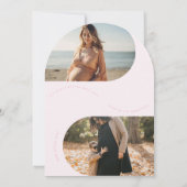 単にピンクの写真アーチベビー妊娠のお知らせ 招待状 (裏面)