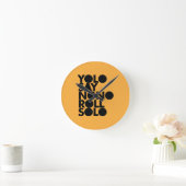 単独で満ちているYOLOロール ラウンド壁時計 (ホーム)