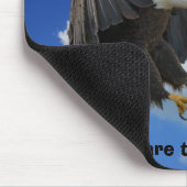 単独で立つ挑戦アメリカの白頭鷲の版 マウスパッド (コーナー)