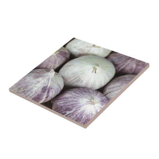 単独のニンニク タイル (側面)