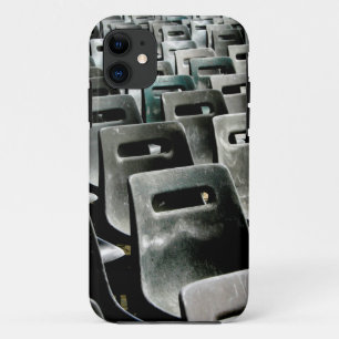 単色のグレーチェア iPhone 11 ケース