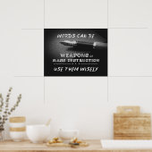 単語はWMDになることができる – ペンの力 ポスター (キッチン)