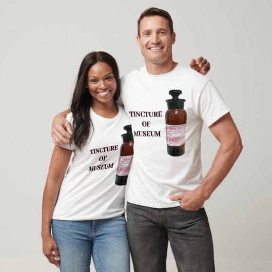 博物館のチンキ Tシャツ (ユニセックス)