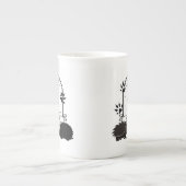 〔占星術の〕十二宮図のサインとマッチするペット。癌 – Hedgehog.w ボーンチャイナマグカップ (正面)