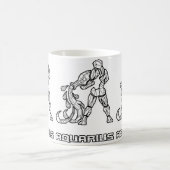 (占星術の)十二宮図の印のマグ: アクエリアス コーヒーマグカップ (中央)