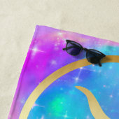 〔占星術の〕十二宮図記号Taurus金ゴールドを背景にカラフル表示 | ビーチタオル (インサイチュ)