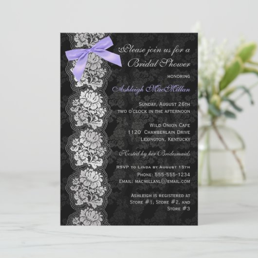 印刷された弓黒の花のレースのブライダルシャワーの招待 招待状 (スタンド正面)