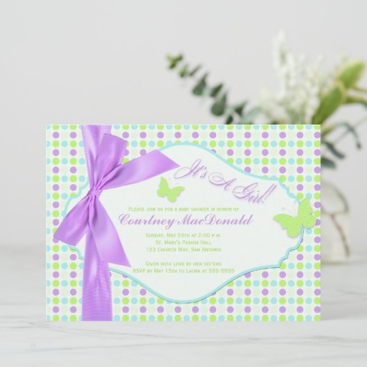 印刷されたBOW/Ribbonの紫色の水玉模様のベビーシャワー 招待状 (スタンド正面)