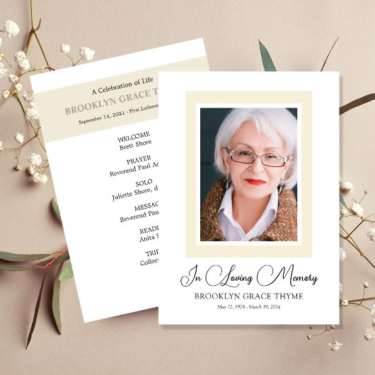 印刷できる額縁の写真お祝いのライフプログラム 招待状