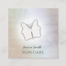 印象的なシックな女の子の顔蝶ホログラフィック