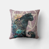 印象的な黒猫の宝石のような星形五角形の花 クッション (裏面)