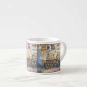 危険なほど近いおもしろい エスプレッソカップ (正面右)