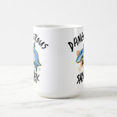 危険なシャークTシャツ コーヒーマグカップ (中央)