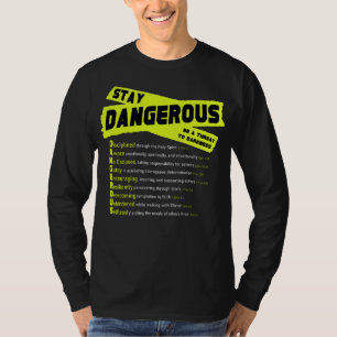 危険な状態を維持 – 長袖 – 前面および背面 Tシャツ