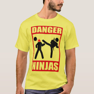 危険の忍者 Tシャツ
