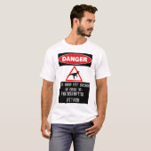 危険: 猛禽 Tシャツ (正面フル)