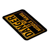 危険、私のミドルネームの注意警告サインである マグネット (右側)