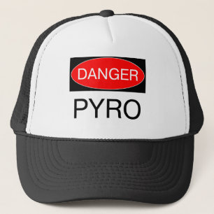 危険- PyroおもしろいなPyrotechnicianのTシャツのマグのバッグ キャップ