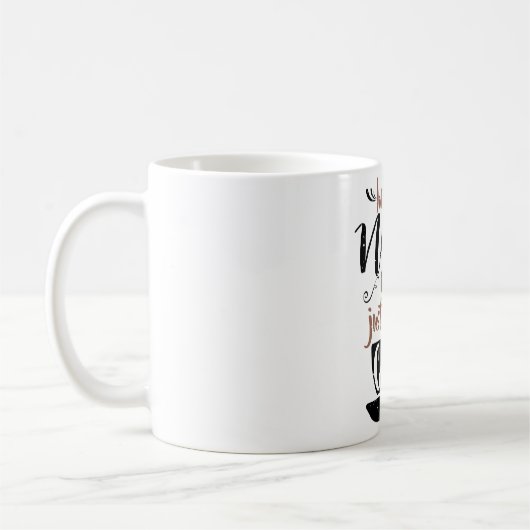 即刻のナースはちょうどコーヒーを加えます コーヒーマグカップ (左)