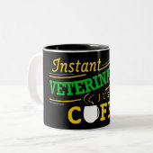 即刻の獣医 -- ちょうどコーヒーを加えて下さい ツートーンマグカップ (正面左)