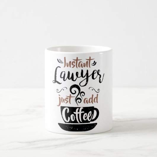 即刻弁護士はちょうどコーヒーを加えます コーヒーマグカップ (中央)