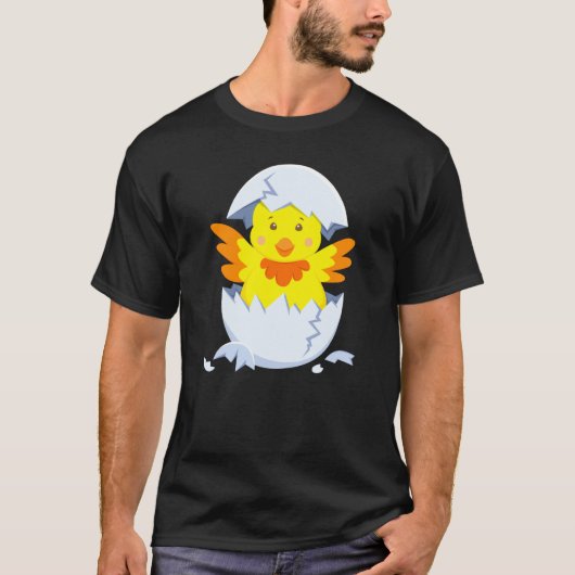 卵から孵化するひよこ 卵付きひよこ Tシャツ (正面)