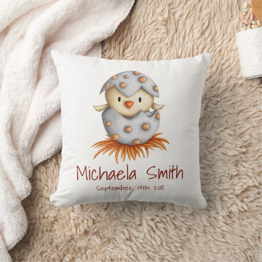 卵から鳥が孵化したニュートラルな赤ちゃん クッション (ブランケット)