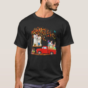 卵とバニー耳の赤いトラックを着てサモイド Tシャツ
