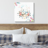 卵と花が入ったかごの中のかわいいかわいらしバニー キャンバスプリント (インサイチュ (寝室))