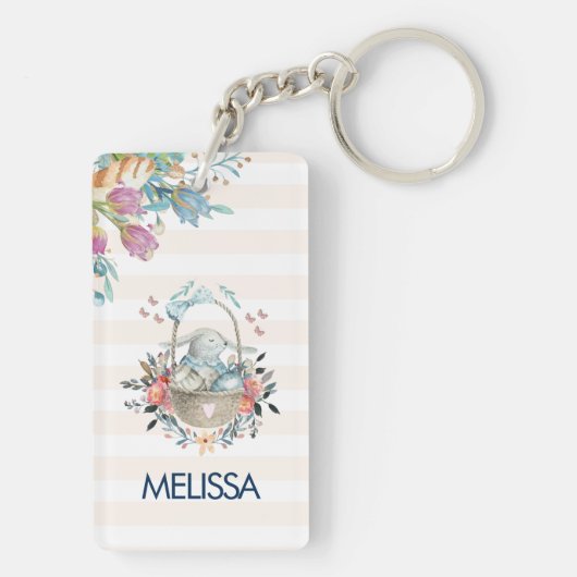 卵と花が入ったかごの中のかわいいかわいらしバニー キーホルダー (裏面)