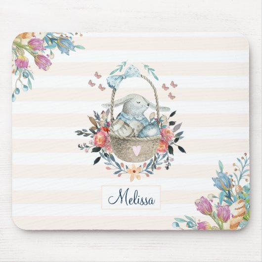 卵と花が入ったかごの中のかわいいかわいらしバニー マウスパッド (正面)