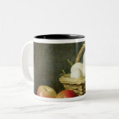 卵のバスケット、1788年 ツートーンマグカップ (正面左)