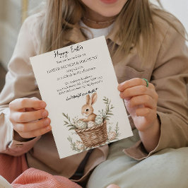 卵の古いチェアのまわりにと卵狩り付きバスケット 招待状