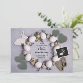 卵の春イースター妊娠リビールベビー 案内状 (スタンド正面)