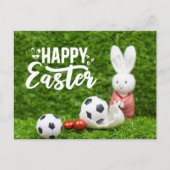 卵を持つサッカー選手のためのサッカーのイースター シーズンポストカード (正面)